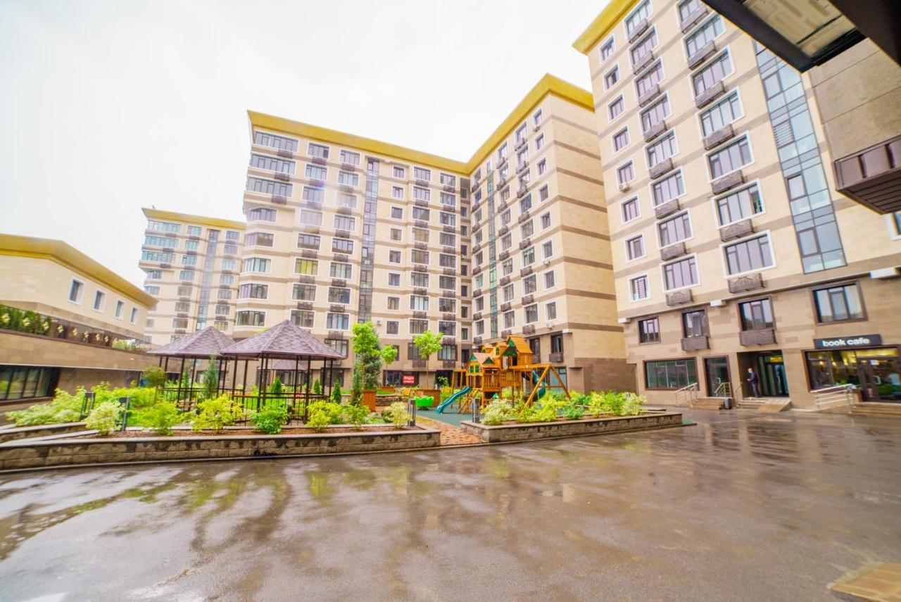 Tomiris Lady'S Capsul Hostel Only For Women Almaty Exterior foto